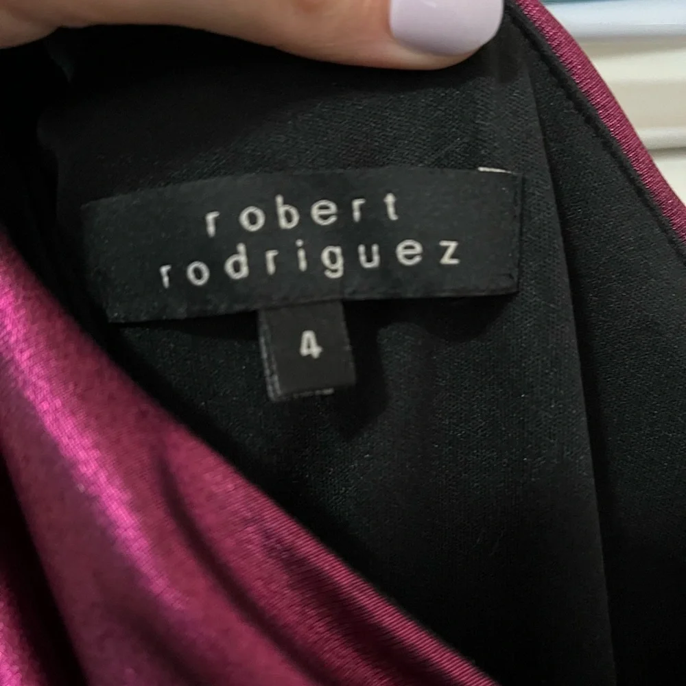 Robert Rodriguez Purple Metallic One Shoulder Gown Size 4 - Picture 11 of 16